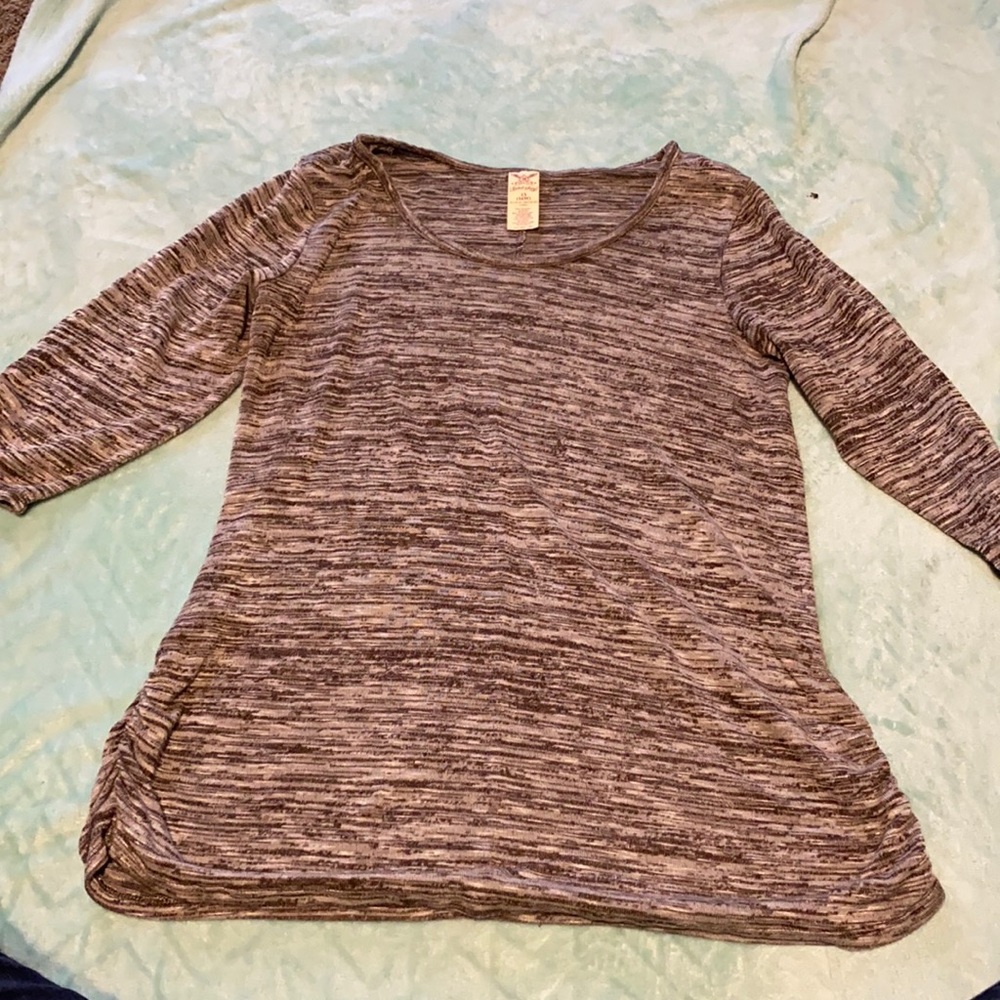 Woman shirt